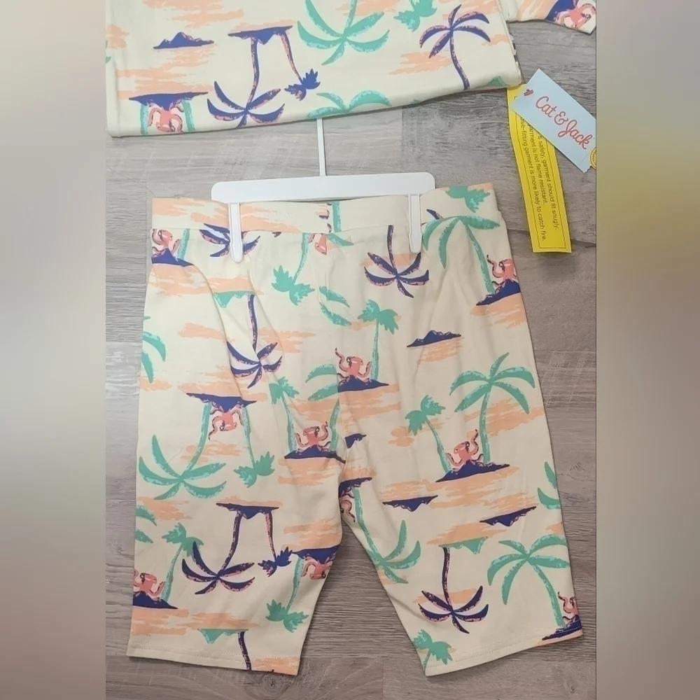 Size 14 Kids | Cat & Jack Matching Pajama Set - Island Palm Trees